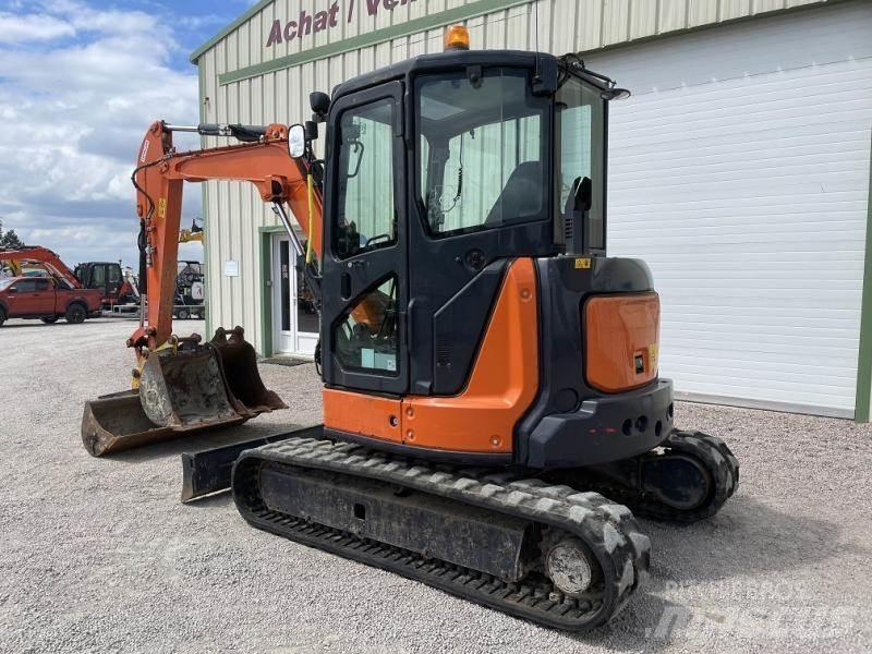 Hitachi ZX48U Minigrävare < 7t