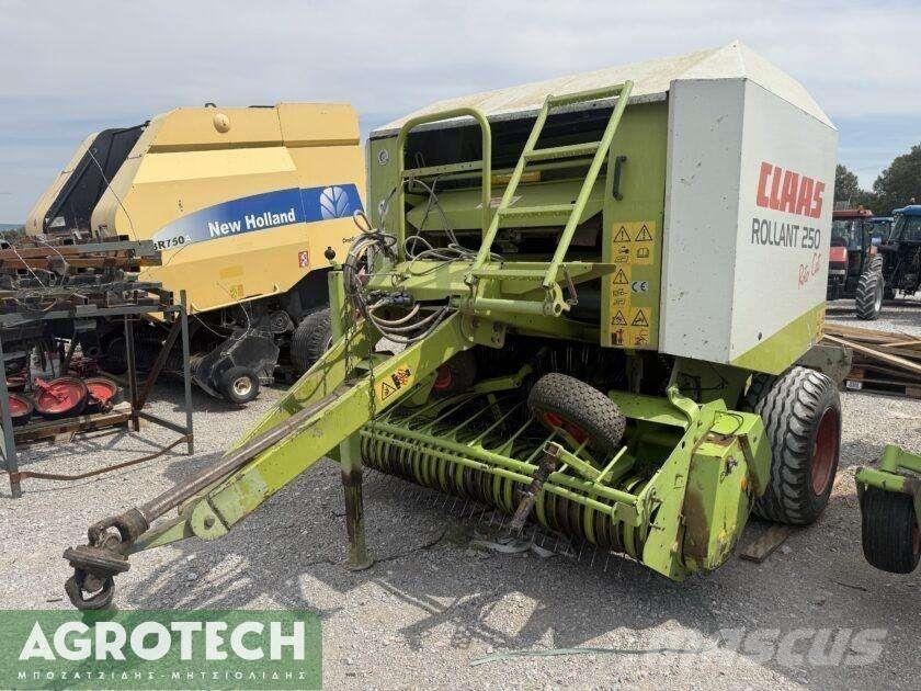 CLAAS Rollant 250 RC Rundbalspressar
