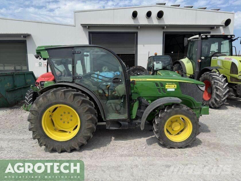 John Deere 5090GL Traktorer