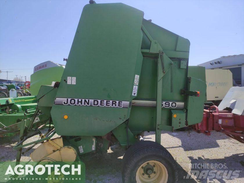 John Deere 590 Rundbalspressar