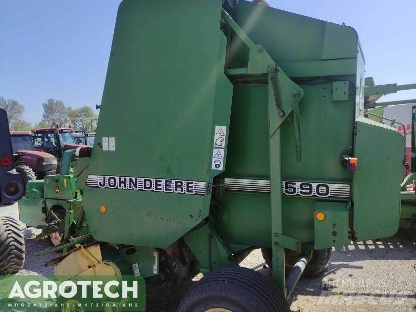 John Deere 590 Rundbalspressar