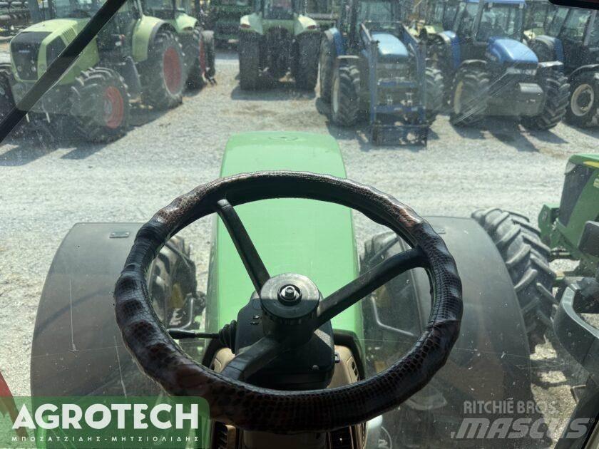 John Deere 8100 Traktorer