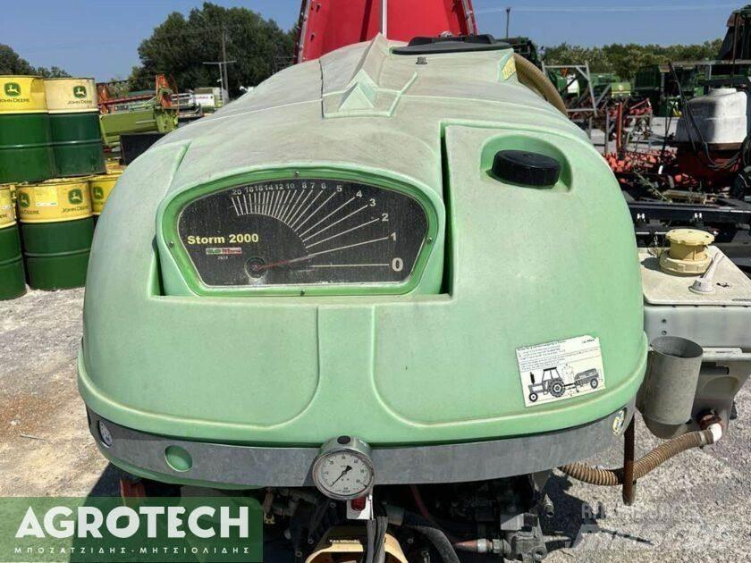  STORM 2000 Traktorer