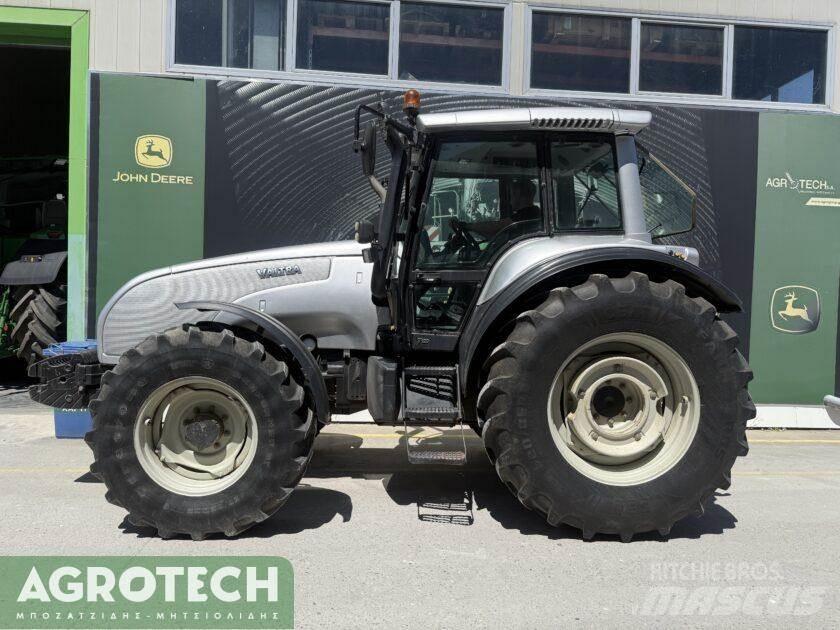 Valtra T120-4 Traktorer