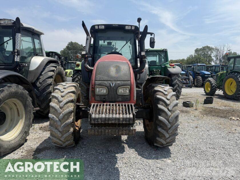 Valtra T151 Traktorer