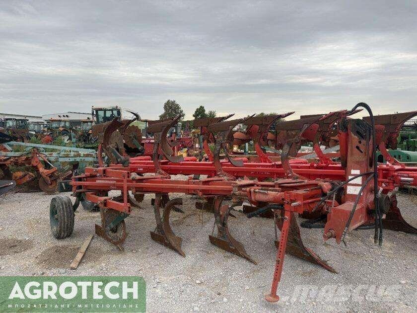  XMS 850 Traktorer