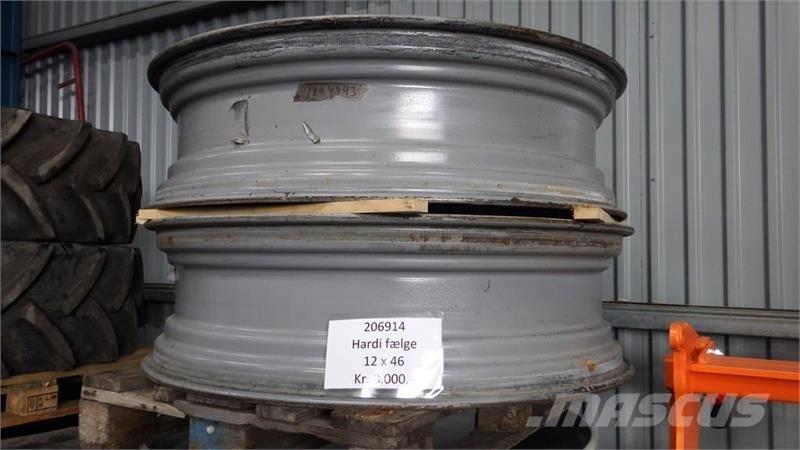  - - - Däck, hjul och fälgar