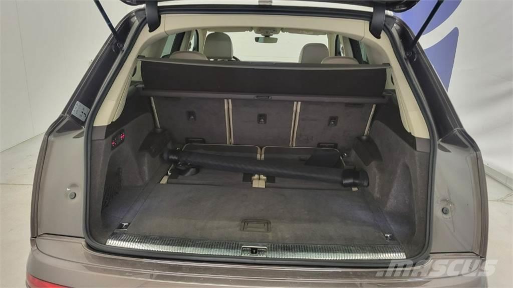 Audi SQ7 Personbilar