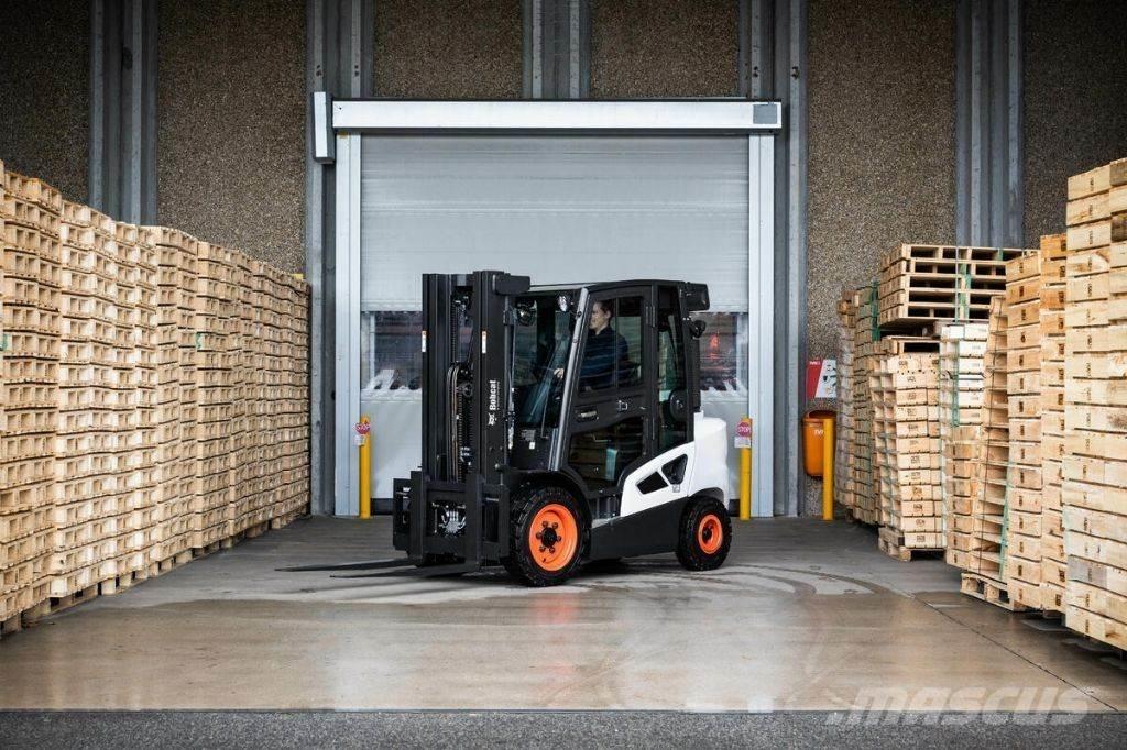 Bobcat D 30 S 9 Dieselmotviktstruckar