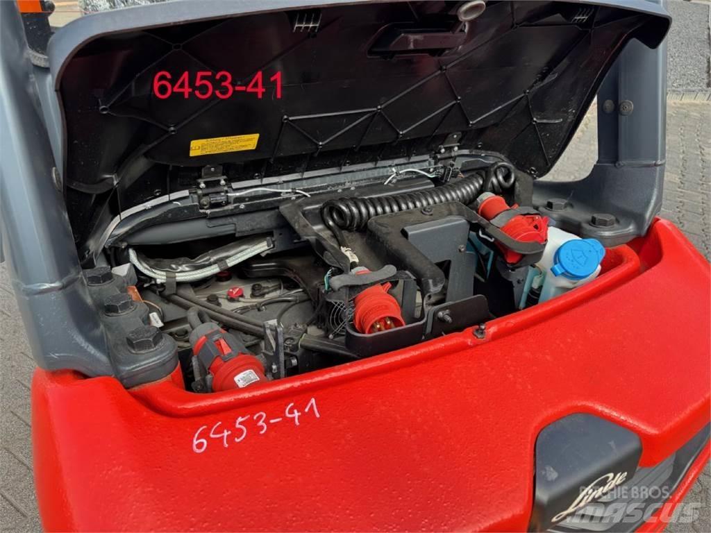 Linde E 35 L 01 Elmotviktstruckar