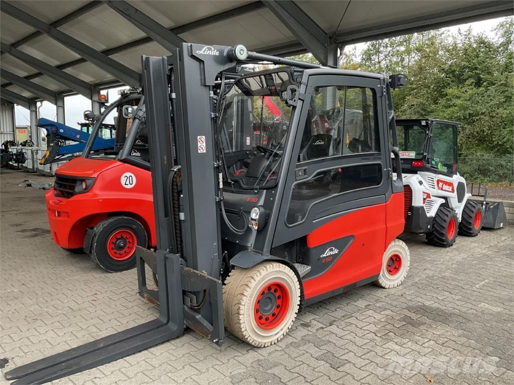 Linde E 50 HL 01 Elmotviktstruckar
