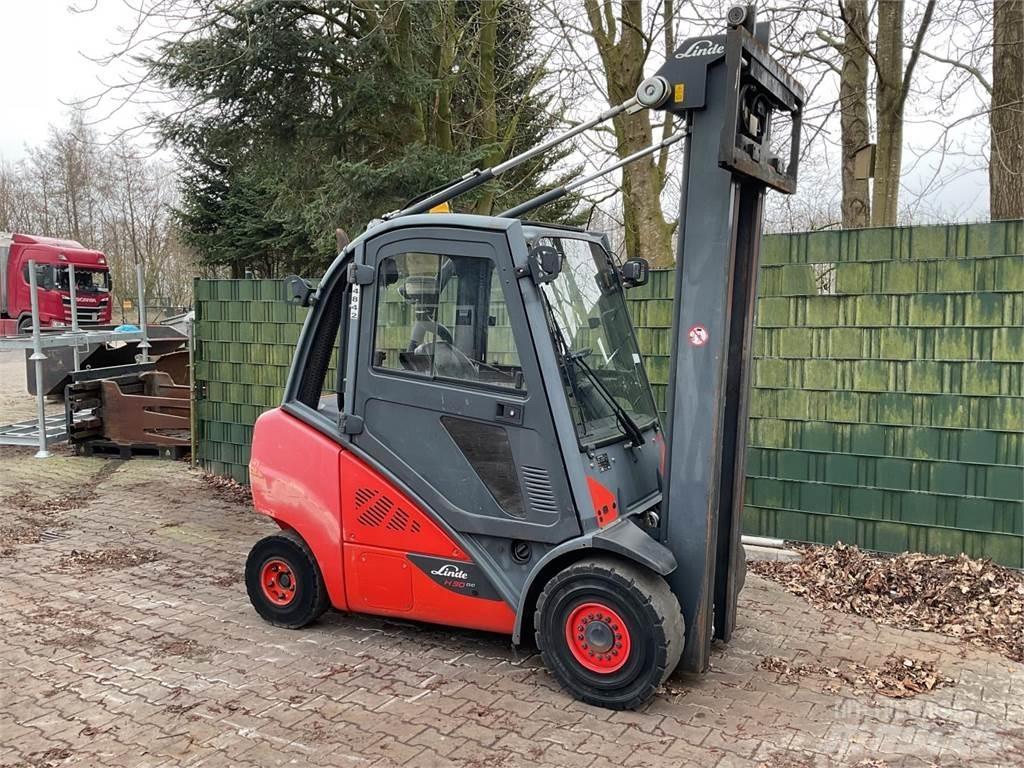 Linde H 30 D 02 EVO Dieselmotviktstruckar