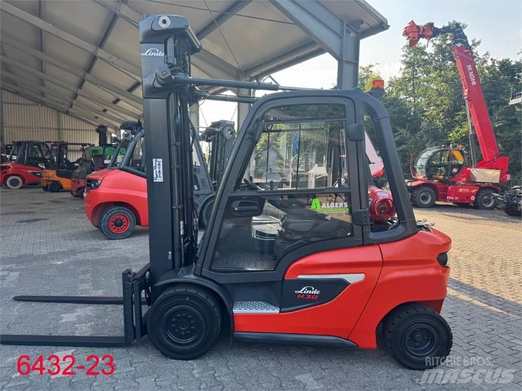 Linde H 30 T 01 Gasolmotviktstruckar