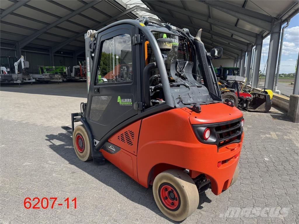 Linde H 35 T -02 Gasolmotviktstruckar