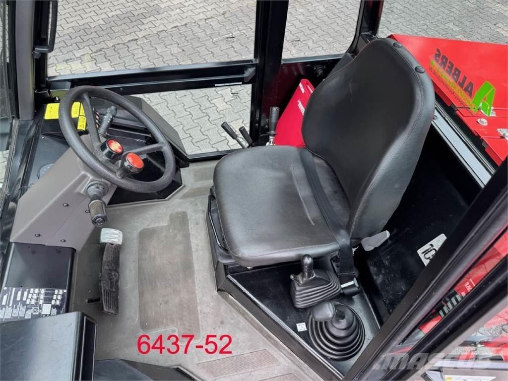 Manitou M 30 - 4 Terrängtruck