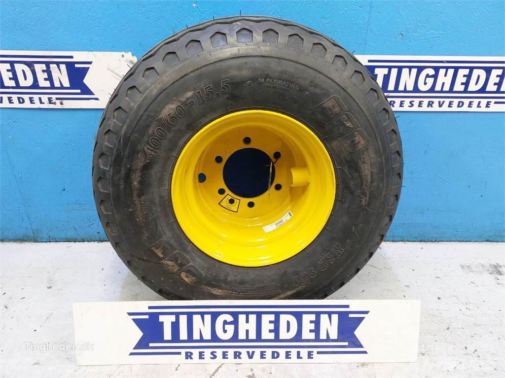  15.5 400/60-15.5 Däck, hjul och fälgar