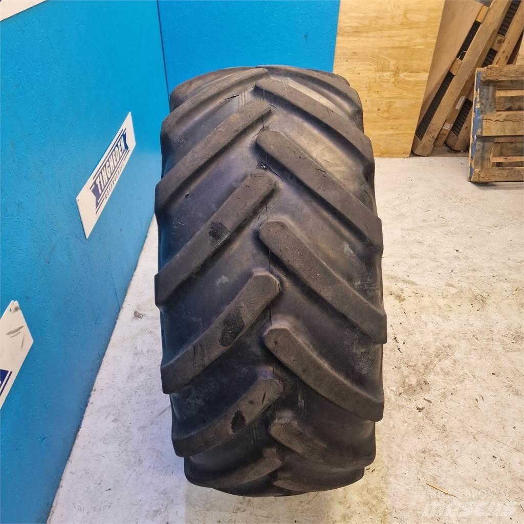  24 19.5L24 Däck, hjul och fälgar
