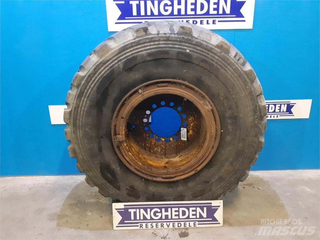  25 20.5R25 Däck, hjul och fälgar