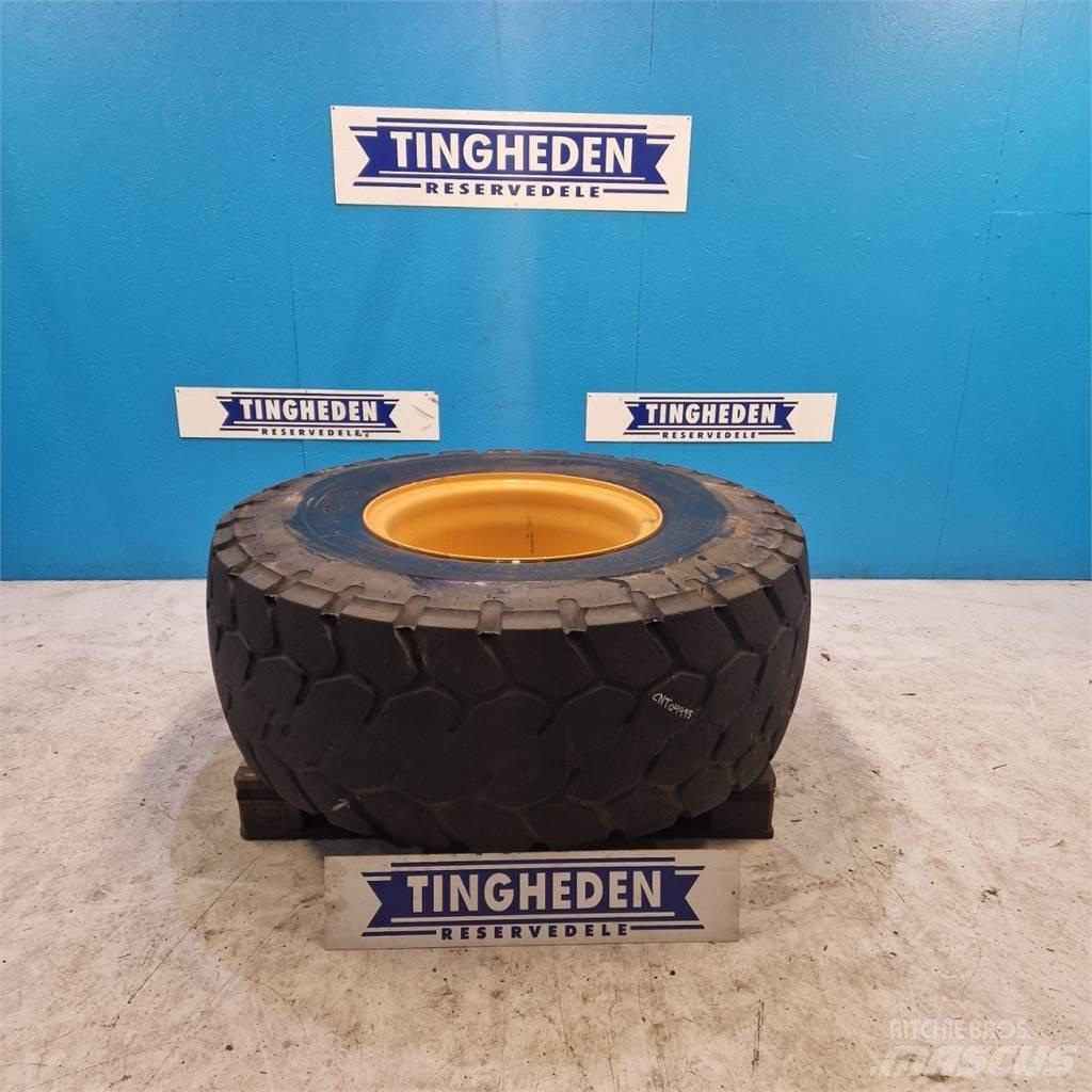  25 20.5R25 Däck, hjul och fälgar