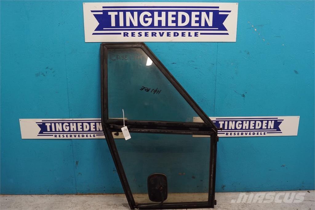 CASE 1394 Hytter och interiör