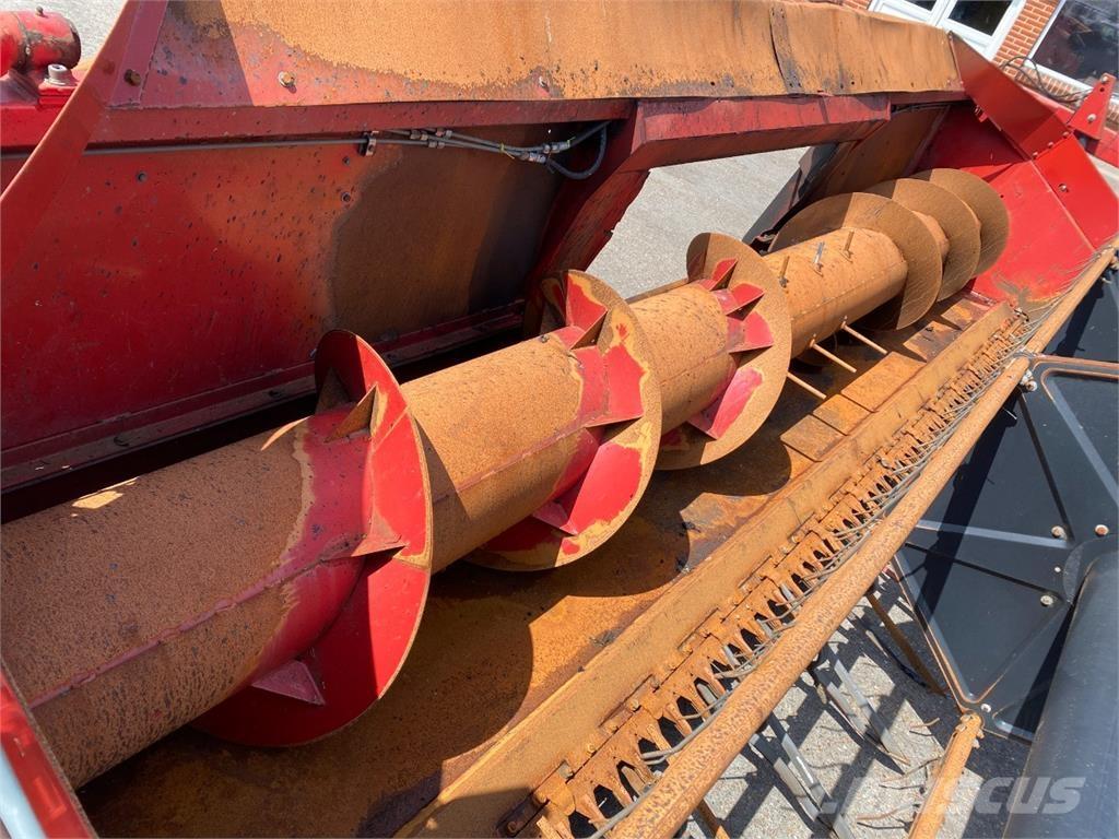 CASE 1640 Trösktillbehör