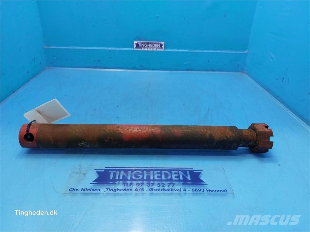 CASE 1680 Trösktillbehör