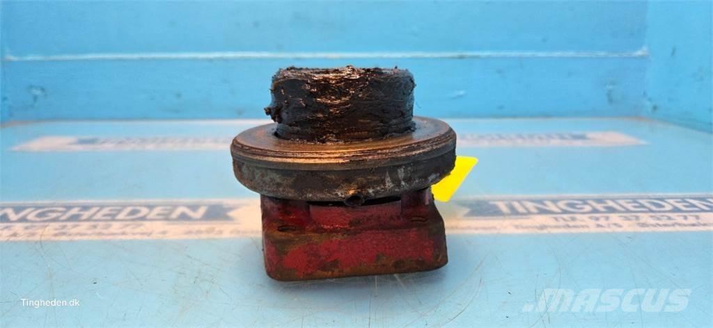 CASE 1680 Trösktillbehör