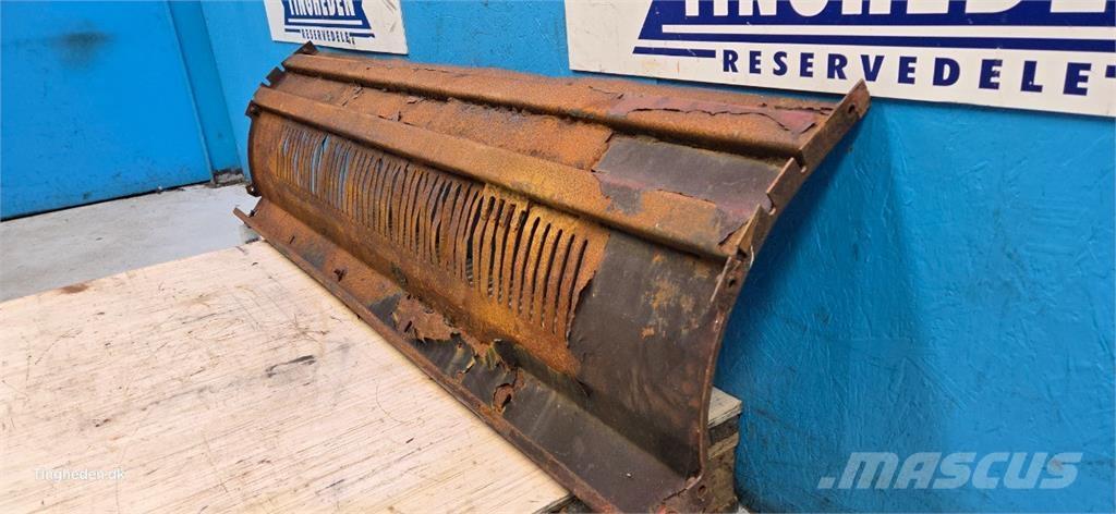 CASE 1680 Trösktillbehör