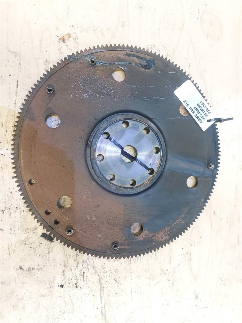 CASE 580 SLE Motorer