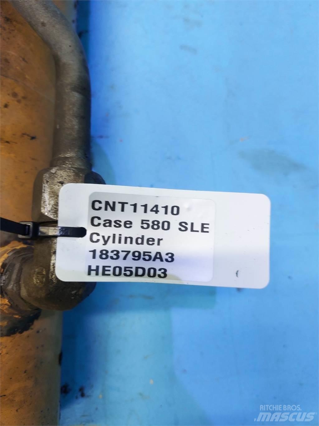 CASE 580 SLE Grävutrustning