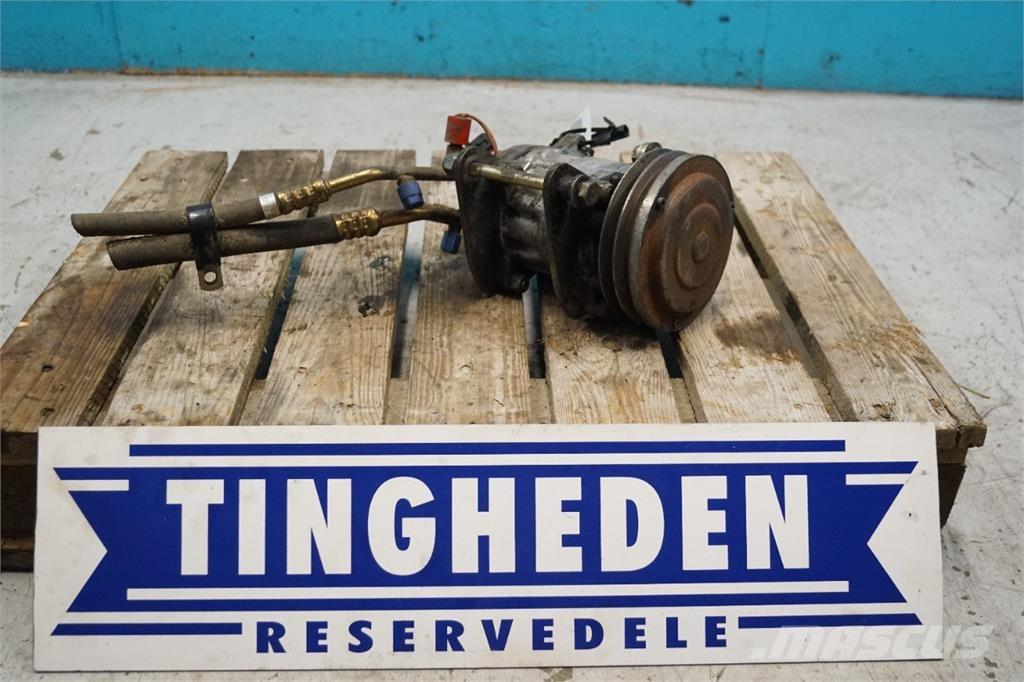 CASE 621D Hytter och interiör