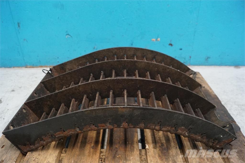 CASE 8010 Trösktillbehör