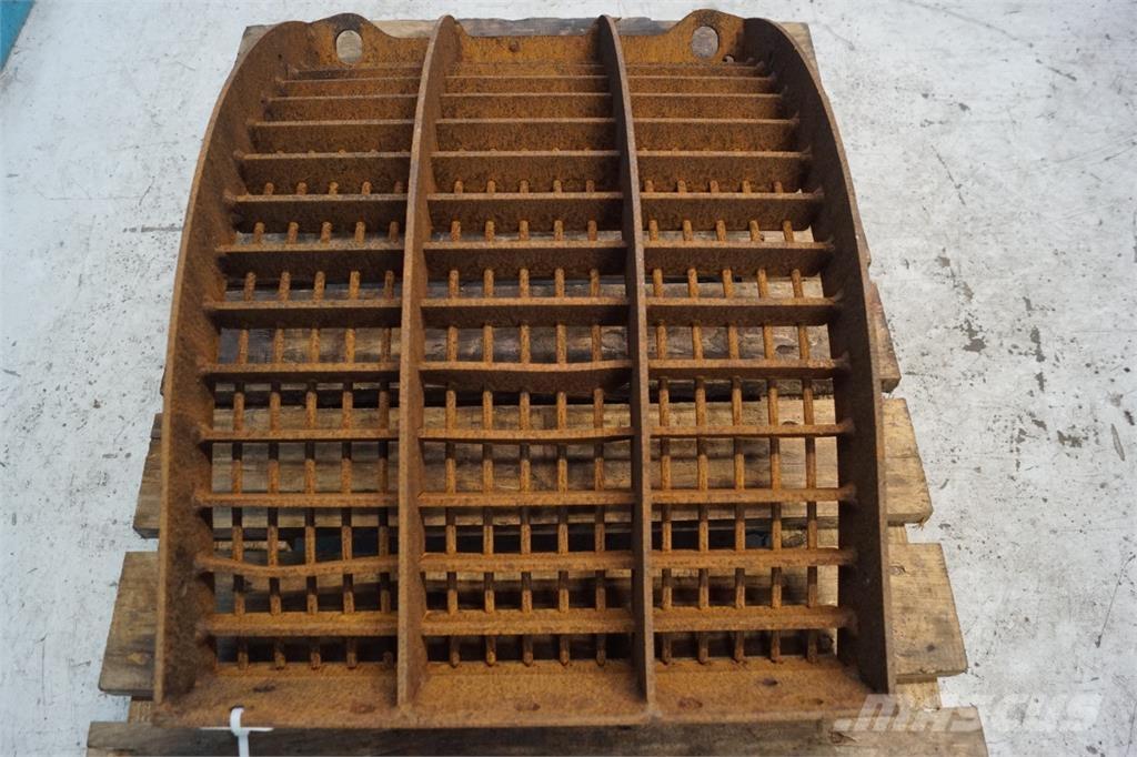 CASE 8010 Trösktillbehör