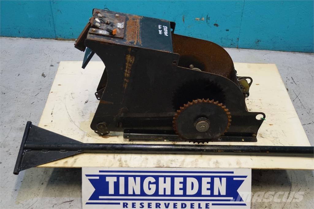 CASE 8010 Trösktillbehör