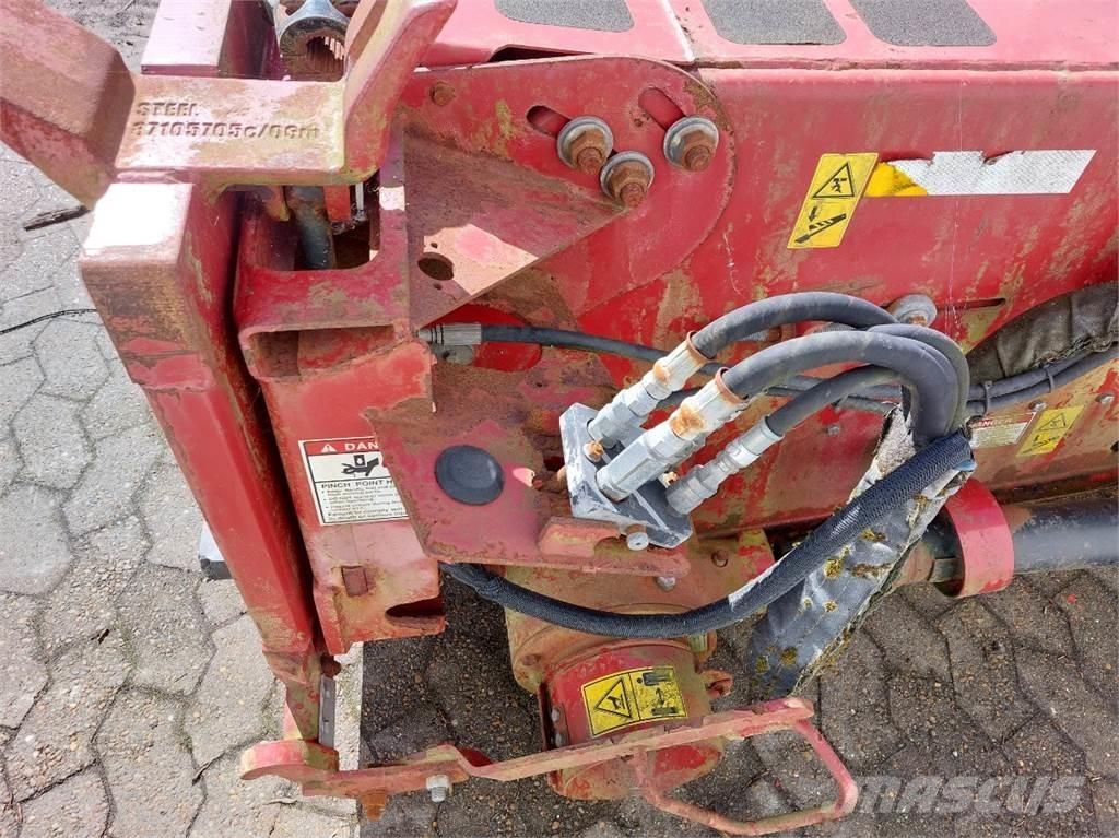 CASE 8010 Trösktillbehör