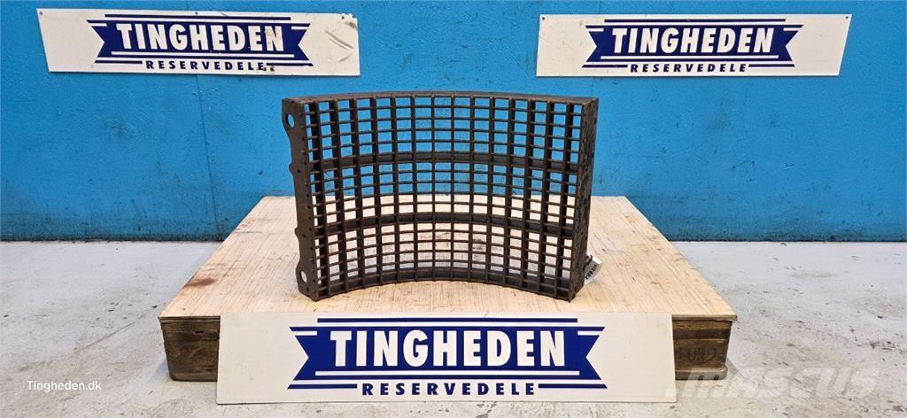 CASE 8010 Trösktillbehör