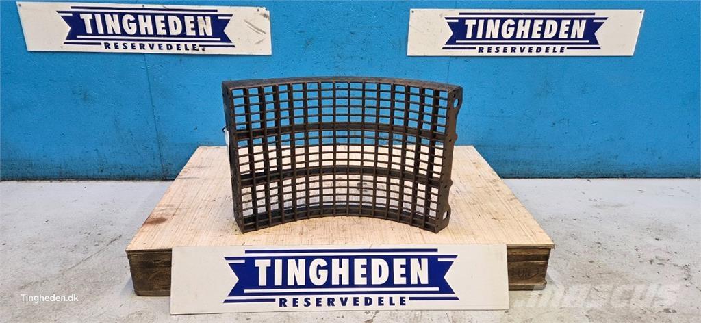 CASE 8010 Trösktillbehör