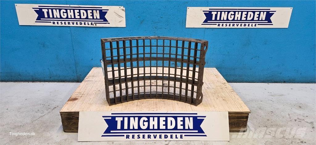 CASE 8010 Trösktillbehör