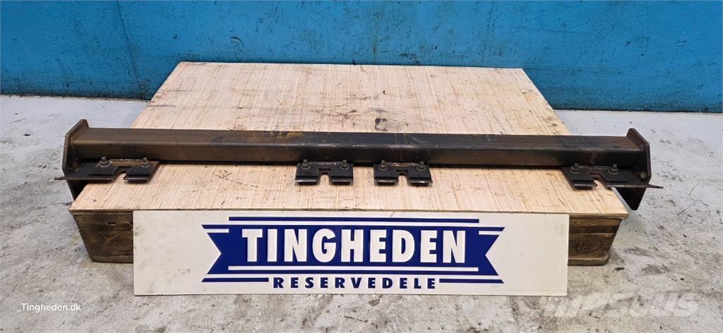 CASE 8010 Trösktillbehör