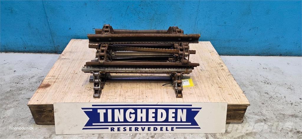 CASE 8010 Trösktillbehör