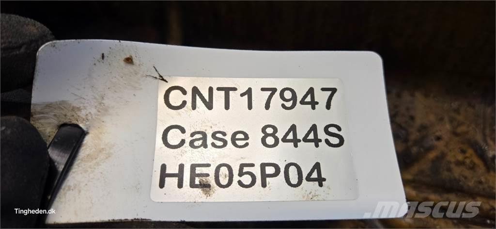 CASE 844S Motorer