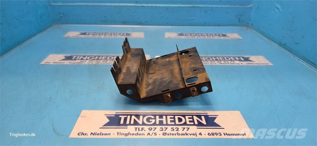 CASE 844XL Hytter och interiör