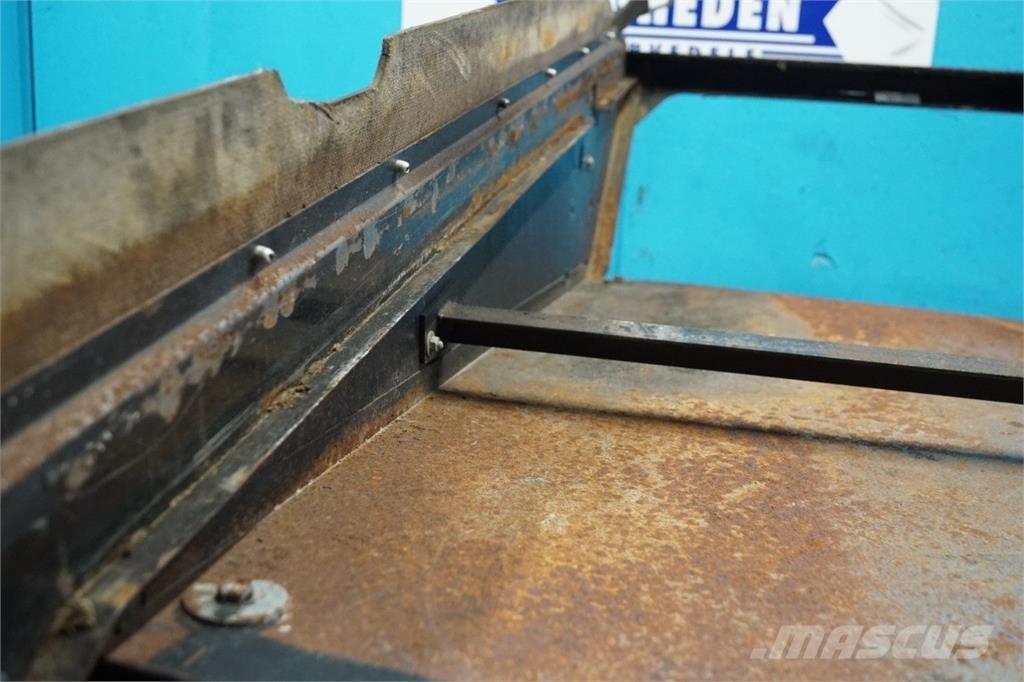 CASE 9230 Sand- och saltspridare