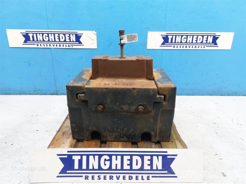 CASE CVX 120 Frontvikter