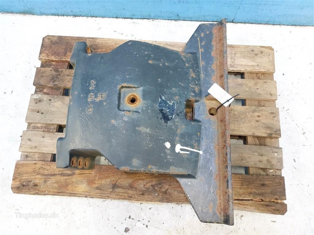 CASE CVX 120 Frontvikter