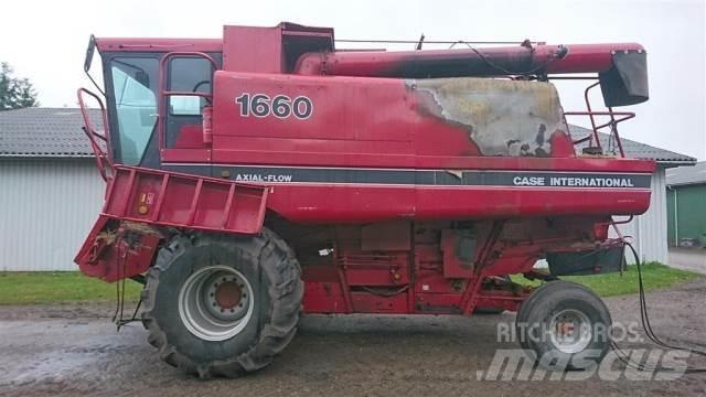 Case IH 1660 Skördetröskor