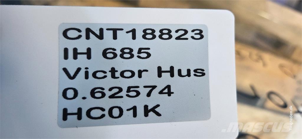 Case IH 685 Hytter och interiör
