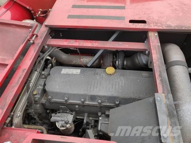 Case IH 8010 Skördetröskor
