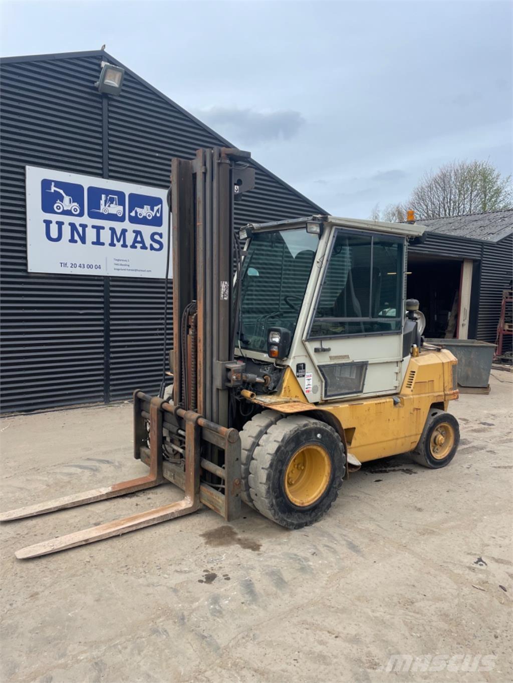 CAT GP40 Gasolmotviktstruckar