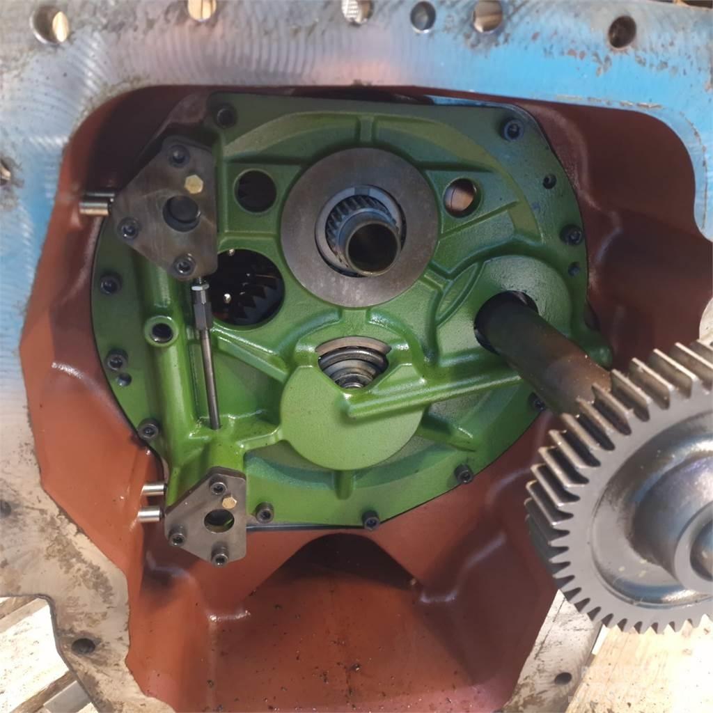 CLAAS Axion 840 Växellåda